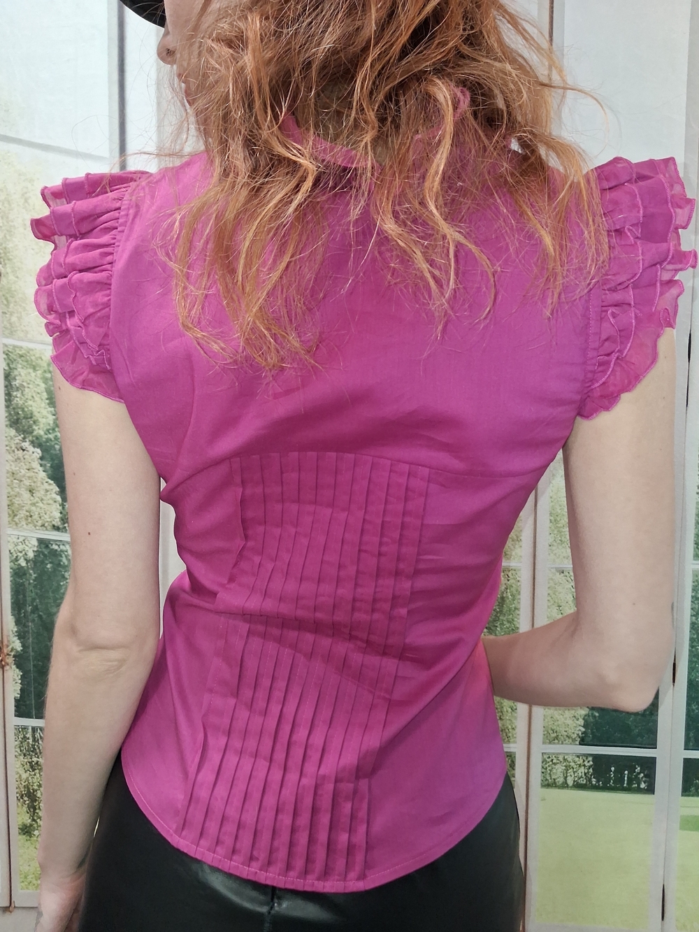 NWT Bebe Fuchsia Pink Flutter Sleeve Ruffle Collar Blouse - Size S - Picture 7 of 12